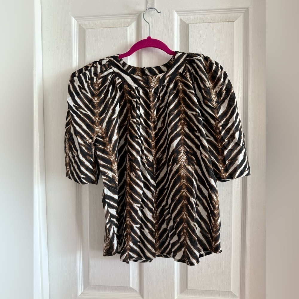 Calvin Klein Brown and White Animal Print Blouse Size Small Puff Sleeves